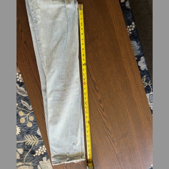 Abercrombie Ultra High Rise 90s Straight Jean (24L) - Picture 3 of 3